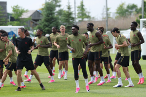 Canada - Bosnie : Les compositions officielles