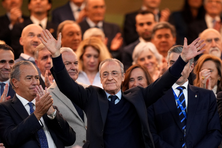 Florentino Pérez réélu haut la main à la présidence du Real Madrid Florentino Pérez