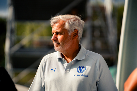 OM, Genesio