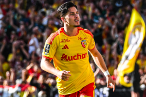 Lens