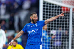 Un club turc tente le coup pour Karim Benzema Benzema