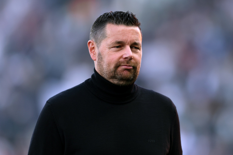 Crystal Palace : Pierre Sage sur la sellette après l’humiliation contre Brighton Pierre Sage